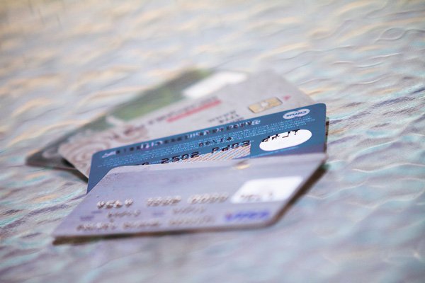 Histórico: El efectivo dejó de ser el medio de pago más utilizado por las personas en Chile