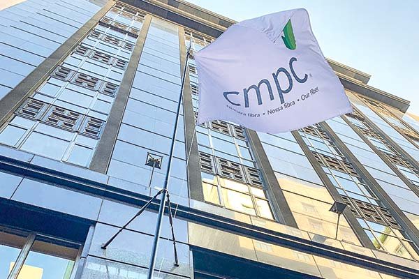 CMPC explica objetivos de proyecto portuario en Brasil: "Aumentar la capacidad y ser más flexibles"