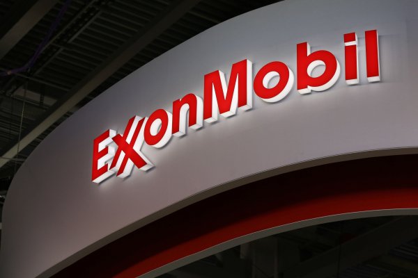 Exxon trasladará sede a Houston y fusionará dos divisiones