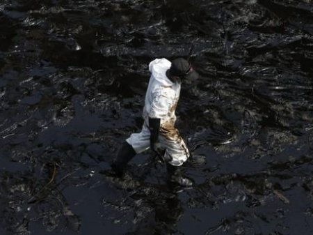 Repsol enfrenta paralización de operaciones en Perú, tras derrame de crudo