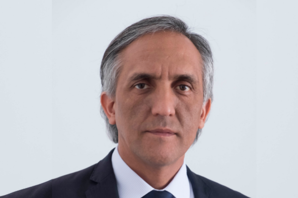 Alfredo Gutiérrez, actual director Nacional de Obras Portuarias con más de 22 años de experiencia, llega a la subsecretaría de Obras Públicas