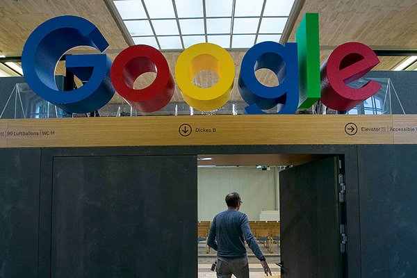 Matriz de Google supera estimaciones de ventas en el cuarto trimestre gracias a alza de ventas online