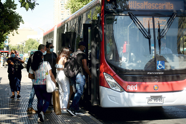 Panel de Expertos encargará estudio para evaluar el nuevo subsidio que deberá aplicar el transporte público en 2022