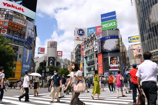 Japón debe cuadruplicar trabajadores extranjeros al 2040 para cumplir meta de crecimiento: informe