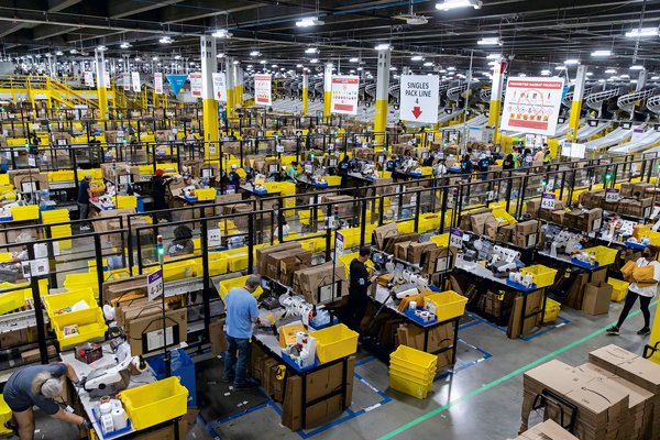 Amazon se dispara por auge de servicio en la nube y mayores ventas