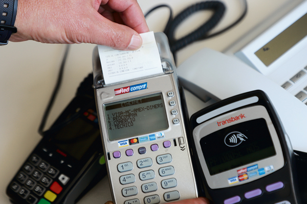 La carta de Transbank sobre las nuevas tarifas de Mastercard que alerta a las FinTech