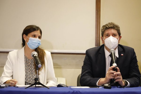 Hacienda mejora hasta 3,5% su proyección de crecimiento para 2022 y más recursos para el gobierno entrante