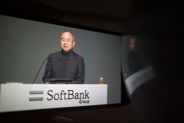 El fundador de SoftBank, Masayoshi Son, entregó los resultados trimestrales de la compañía. Foto: Bloomberg