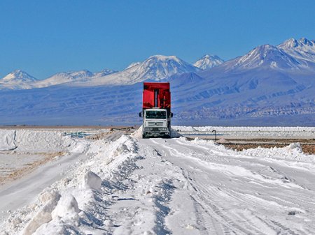 Gobierno de Chile defiende licitación del litio: “Cada adjudicado deberá asumir riesgos”