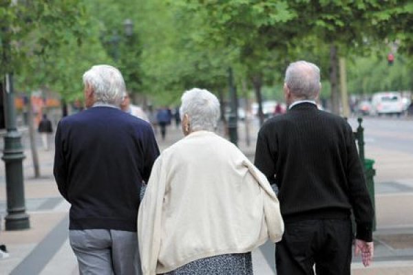 Postulaciones a la PGU ya superan las 80 mil y destacan solicitudes de mujeres