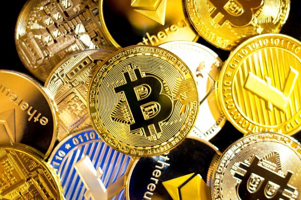 CEO de Uber revela que "en algún momento" aceptarán criptomonedas como medio de pago