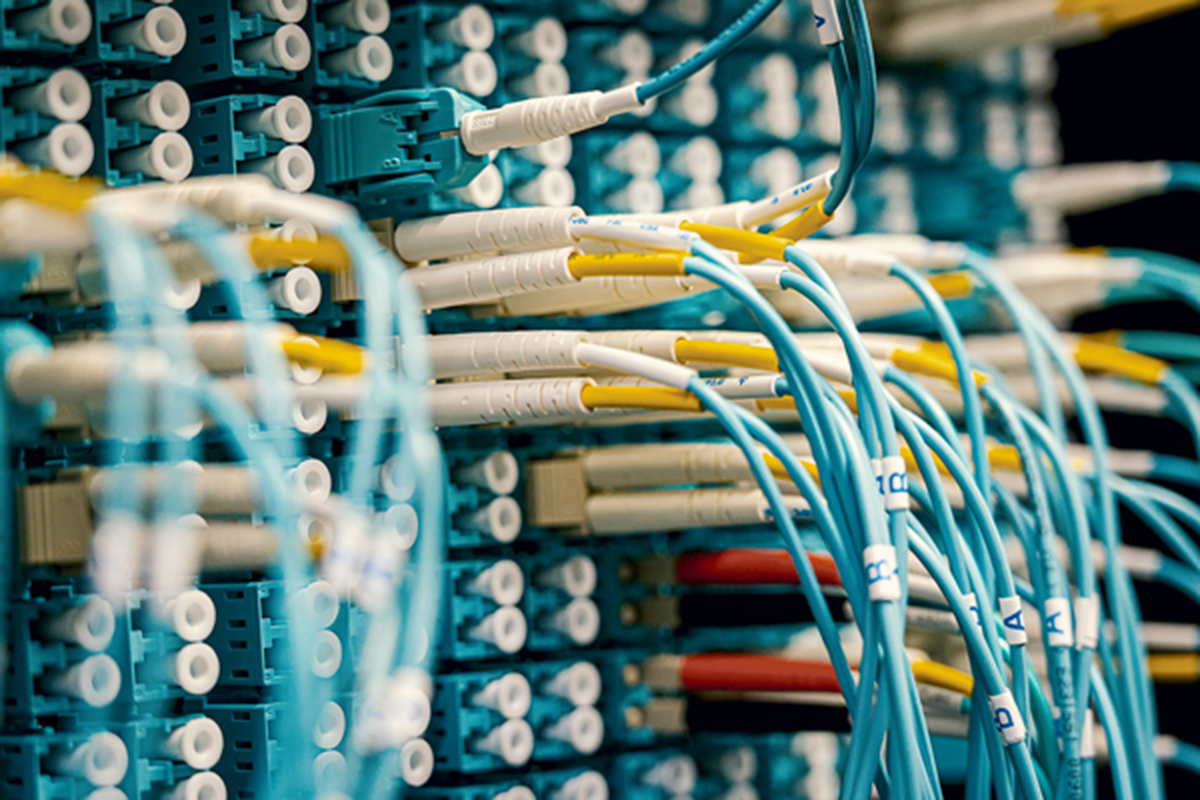 <p>DigitalBridge: el gigante fondo de inversión que compró la firma chilena de telecomunicaciones Mundo</p>