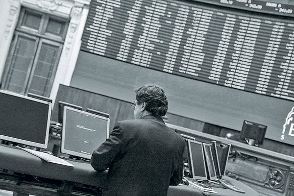 Fondos de acciones chilenas de Banchile e Itaú lideran en retornos en inicio de 2022