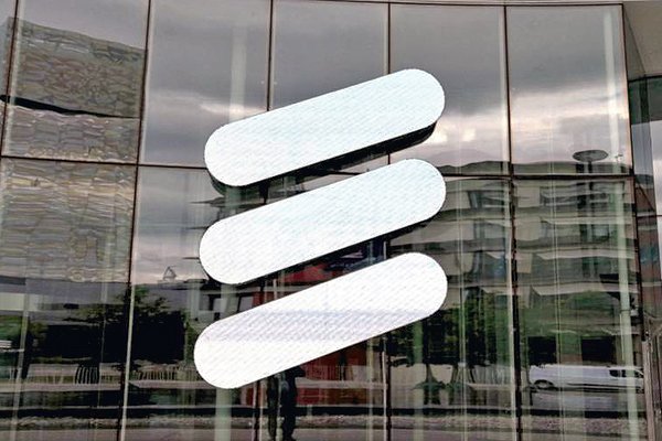 Ericsson colapsa en bolsa: firma pudo haber pagado al grupo terrorista ISIS