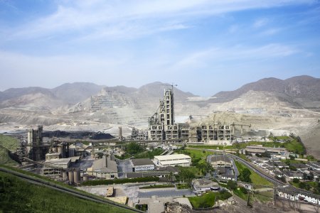 Reactivación de demanda impulsa resultados de Unacem y firma realiza aumento de capital tras reorganización