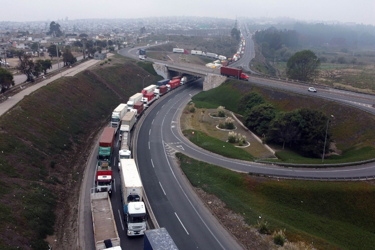 <p>La crisis que atraviesa el gremio de camioneros: entre la inseguridad y la escasa mano de obra </p>