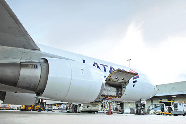 Latam Cargo adelanta incorporación de nuevos aviones y apunta a expandir su capacidad hasta en 50% a 2024