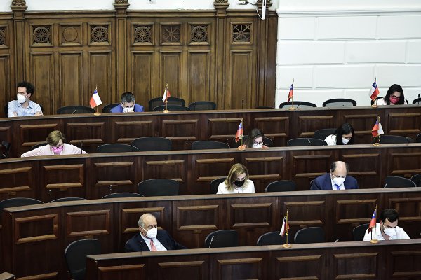 Cómo se prepara la derecha para enfrentar el plebiscito de salida