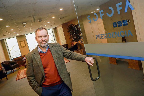 Presidente de la Sofofa tiene "pocas esperanzas" en la Convención, pero asegura que no llamará a votar rechazo