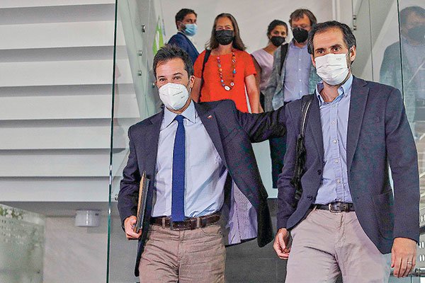 Grau y Palacios abordaron reactivación de la inversión, PYME y turismo en inicio del traspaso en Economía