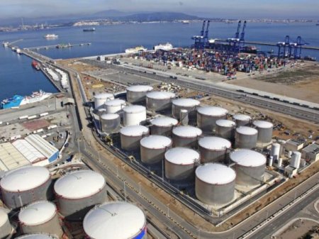 Fondo KKR de EEUU prepara demanda contra México por freno a proyecto