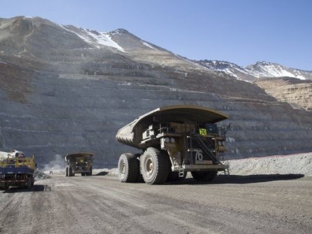 Minera de Luksic reafirma menor proyección de producción para este año