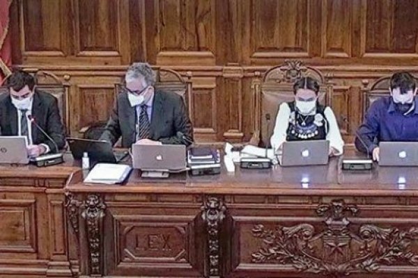 La comisión de Sistema Político analizará la próxima semana las más de 750 indicaciones.