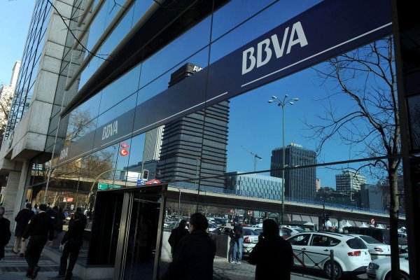 BBVA regresa a Chile: abre oficina de representación para competir en banca corporativa