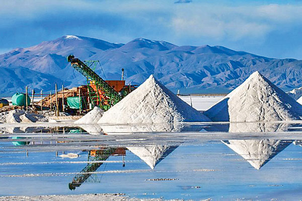 Gigantes del litio Albemarle y SQM se enfrentan en la justicia por entrega de información “sensible”