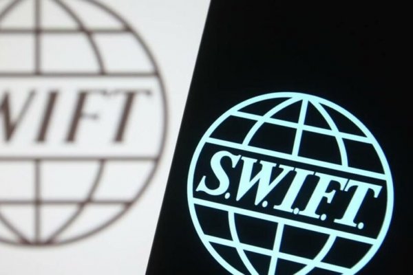 ¿Qué es el Swift? El sistema de pagos que occidente podría usar como arma contra Rusia