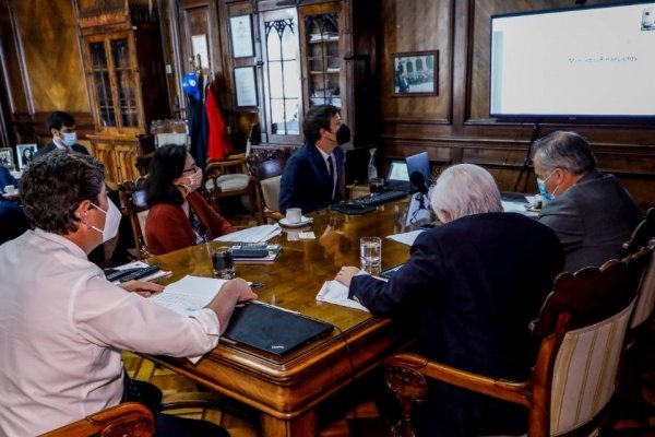 Autoridades destacan baja exposición de fondos de pensiones a Rusia y Ucrania, pero preocupan efectos en petróleo y alimentos