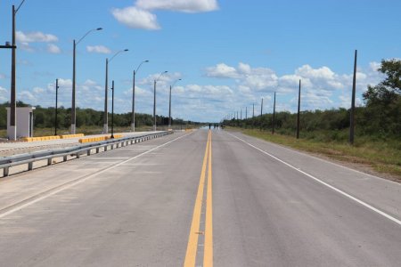 Paraguay inaugura primer tramo de corredor que facilitará la carga desde Brasil hasta Chile