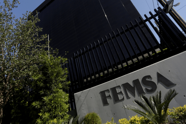 Mexicana Femsa prevé sumar 10 mil nuevas tiendas Oxxo durante la próxima década