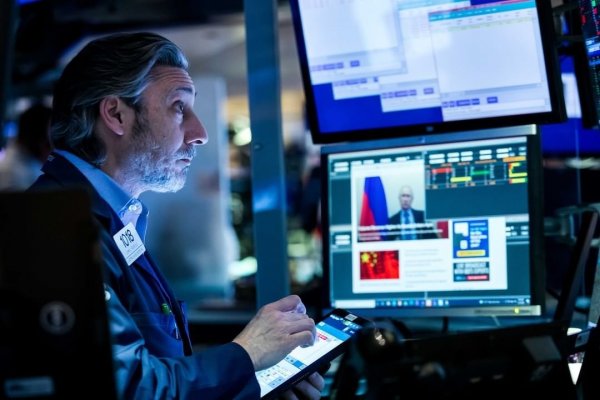 IPSA inicia marzo con baja de 2,2% en medio de la incertidumbre global por el petróleo e inflación