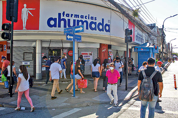 Farmacias Ahumada se expande en Chile e ingresa al mercado de las marcas propias