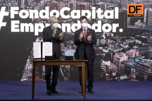 <p>Ahora en DF | Gobierno firma proyecto para financiar emprendimientos</p>