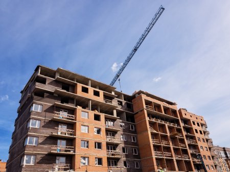 Pese a caída en las ventas de viviendas en la región, precios no aflojan