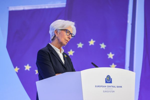 BCE sorprende con acelerada reducción de estímulos por guerra en Ucrania