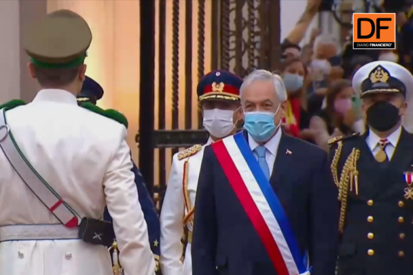 <p>Ahora en DF | Así fue la última visita de Piñera a La Moneda</p>