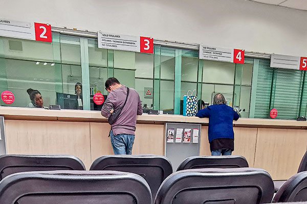 Bancos toman precauciones y realizan provisiones adicionales ante mayor incertidumbre