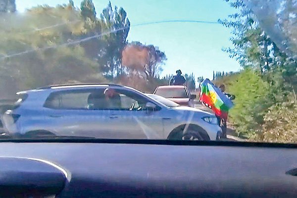 <p>Tras ataque, Siches reafirma plan de diálogo para La Araucanía: “Seguiremos con nuestro itinerario”</p>