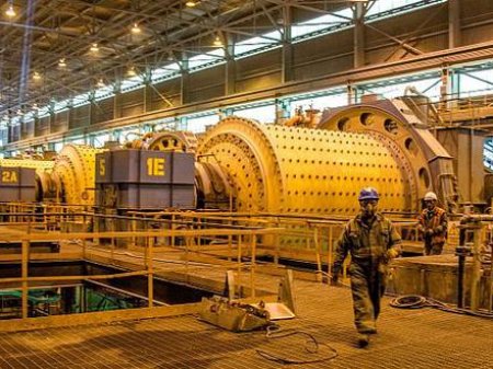 Minera mexicana tiene paralizada faena hace 15 días en Perú tras conflicto con comunidades