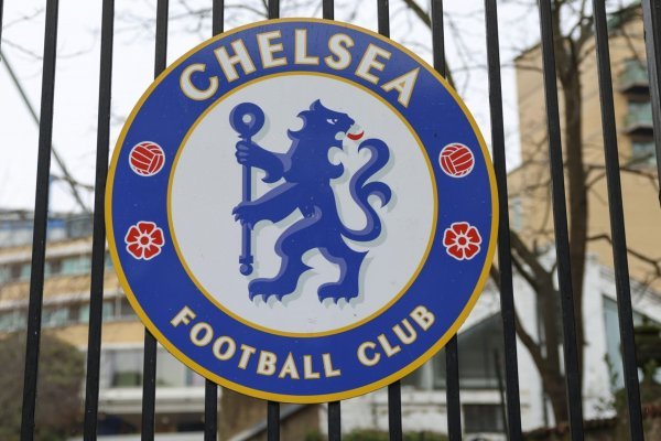 FT: Oaktree se suma a competencia de ofertas para comprar el Chelsea