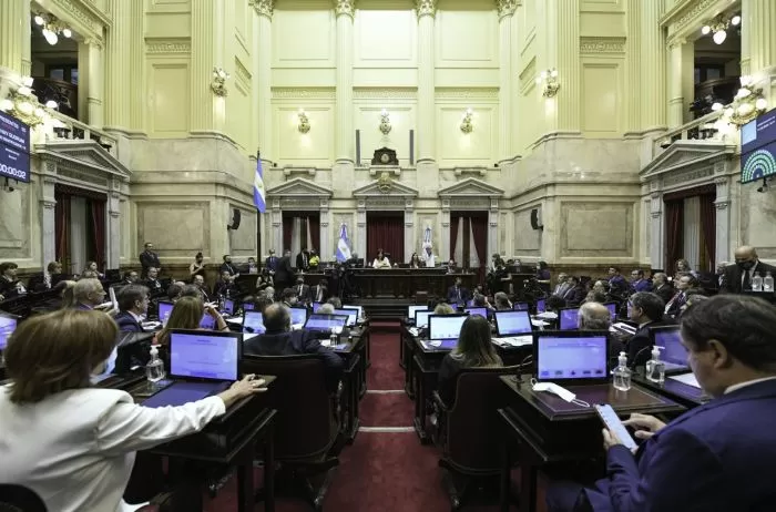 Sin Cristina Fernández en el recinto, el Senado argentino aprobó el acuerdo con el FMI