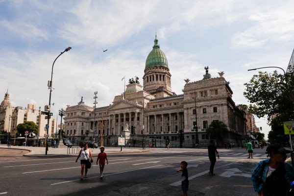 Congreso de Argentina aprueba acuerdo con FMI por deuda de US$ 45.000 millones