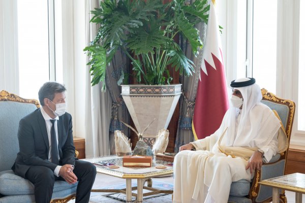 Alemania cierra acuerdo energético con Qatar para reducir su dependencia de Rusia