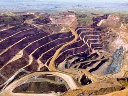 Grupo Luksic llega a acuerdo con el gobierno de Pakistán para salir de frustrado proyecto minero