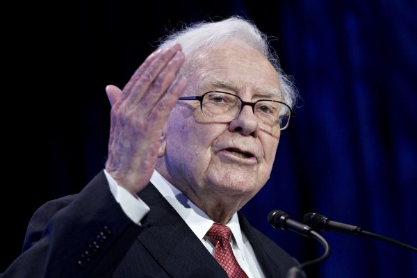 <p>Warren Buffett vuelve a las grandes pistas: comprará aseguradora Alleghany en US$11.600 millones</p>