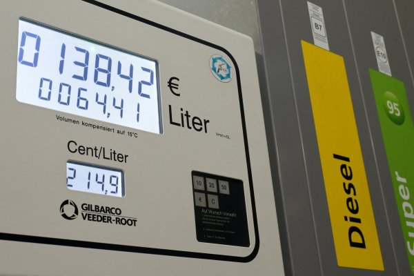 Alemania recorta impuesto al combustible en un paquete energético de US$ 16.500 millones