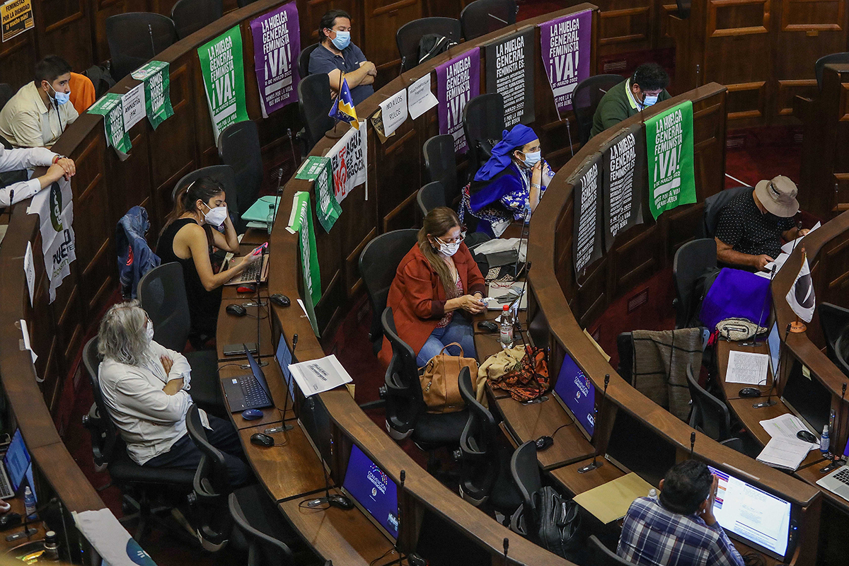 <p>Derecho de propiedad y restitución de tierras indígenas: lo que votará el pleno la próxima semana</p>